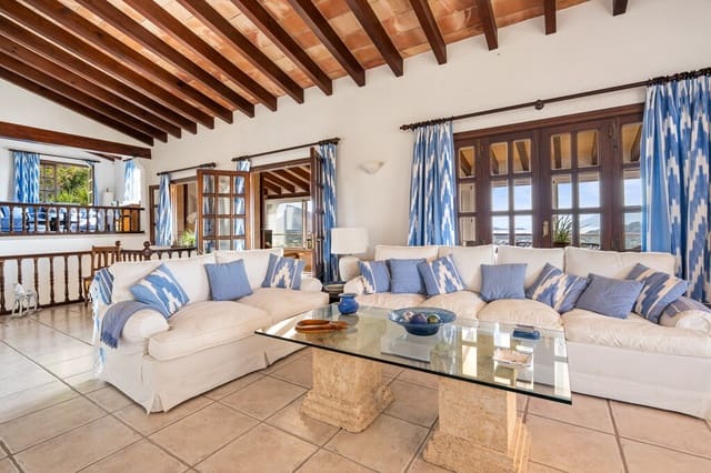 5 Zimmer Villa zu verkaufen in Port de Pollença, Pollensa / Pollença mit Pool Garage - 1.800.000 € (Ref: 10042650)