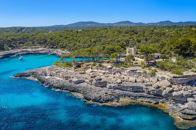 4 bedroom Finca/Country House for sale in Santanyí - € 14,950,000 (Ref: 10042651)