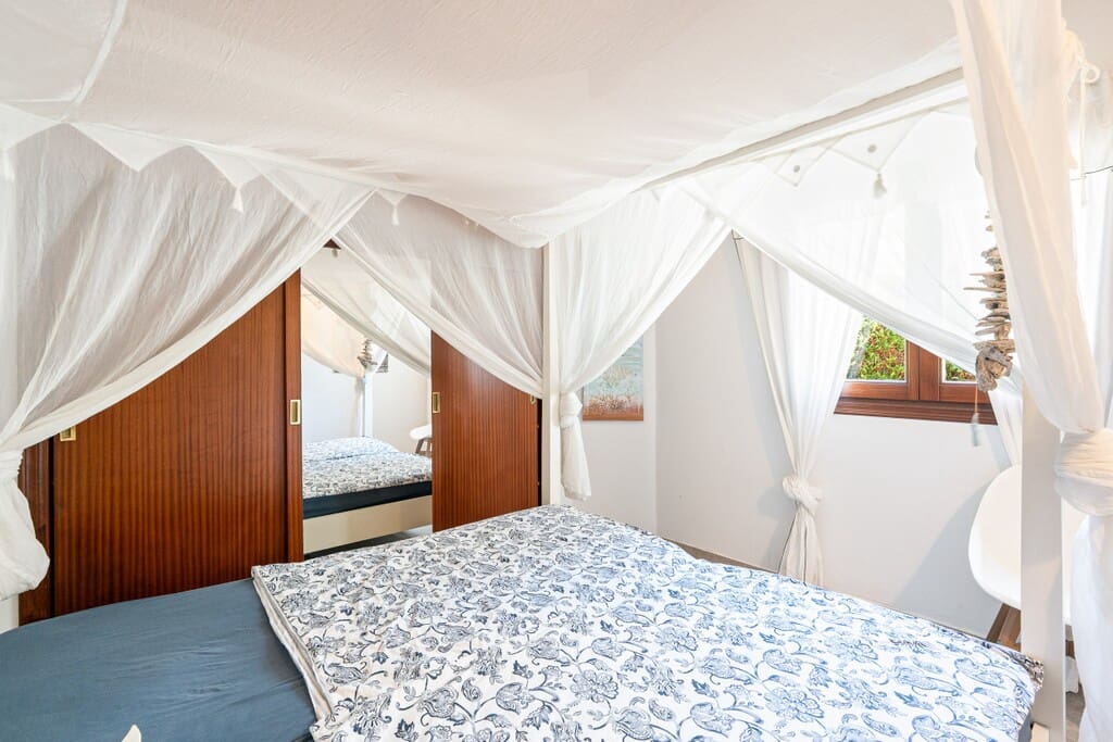 3 slaapkamer Villa te koop in Puerto de Alcudia met zwembad - € 790.000 (Ref: 10067215)