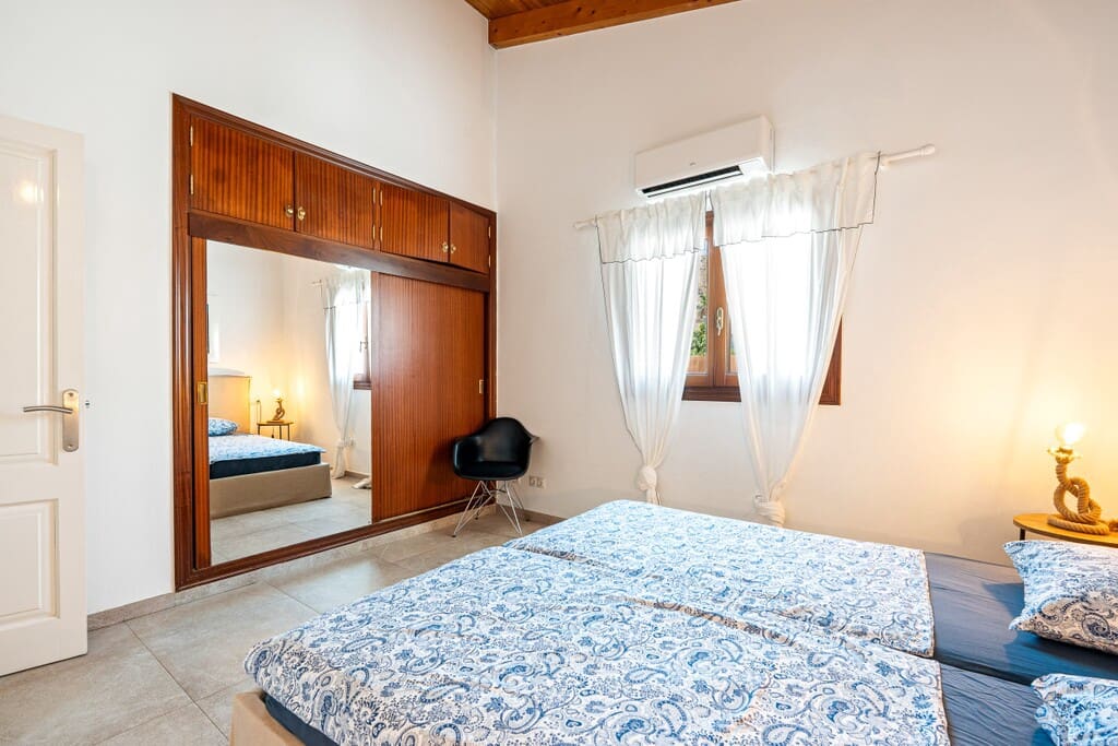 3 slaapkamer Villa te koop in Puerto de Alcudia met zwembad - € 790.000 (Ref: 10067215)