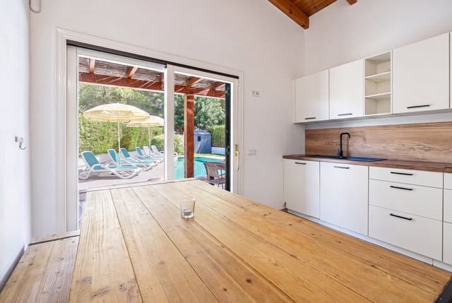 3 slaapkamer Villa te koop in Puerto de Alcudia, Alcúdia met zwembad - € 790.000 (Ref: 10067215)