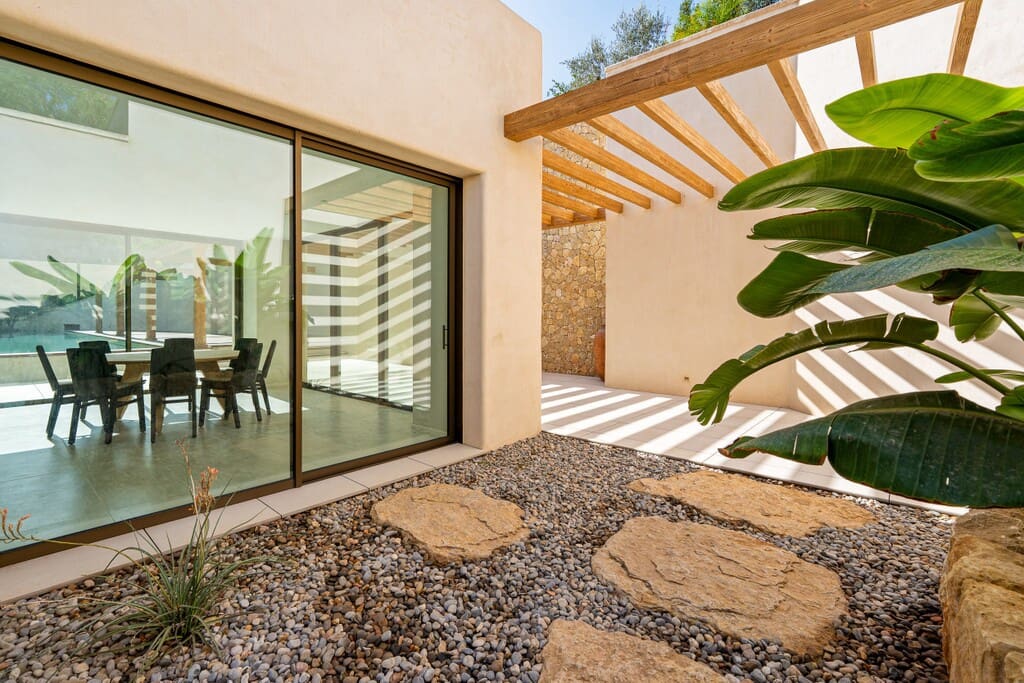 4 slaapkamer Villa te koop in Cala Vinyes / Cala Vinyas / Cala Vinas met zwembad garage - € 7.950.000 (Ref: 10080553)