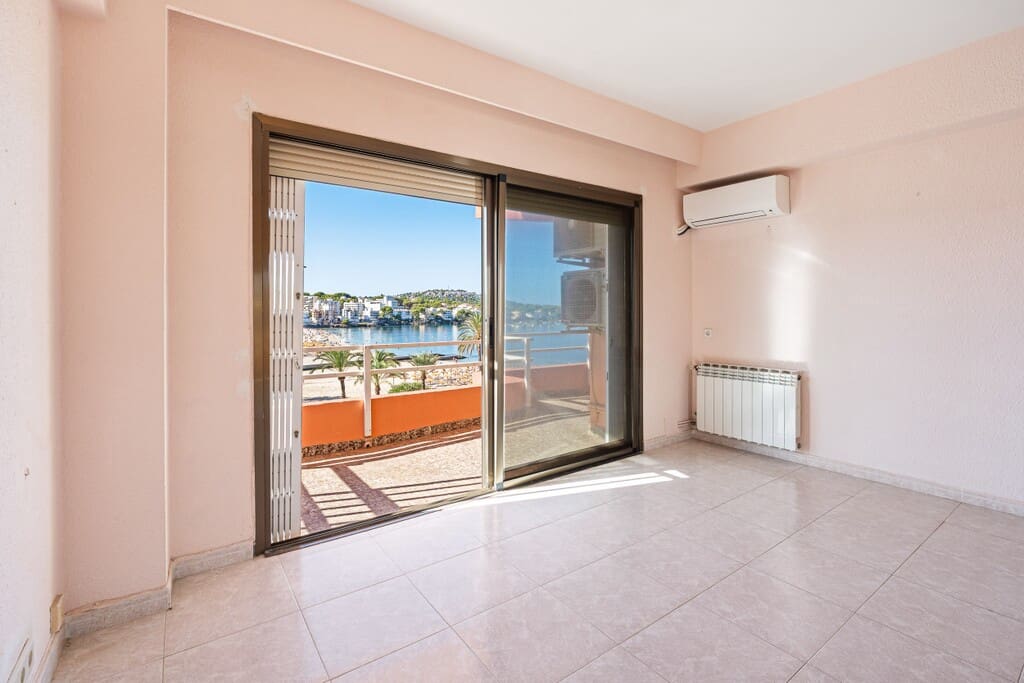 3 makuuhuone Kattohuoneisto myytävänä paikassa Santa Ponsa - 775 000 € (Ref: 10085677)