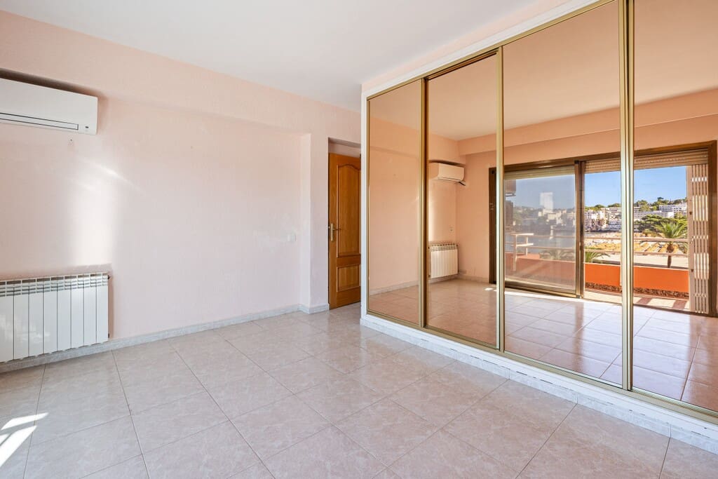 3 makuuhuone Kattohuoneisto myytävänä paikassa Santa Ponsa - 775 000 € (Ref: 10085677)