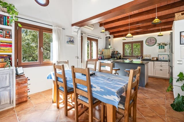 4 slaapkamer Finca/Landhuis te koop in Puigpunyent met zwembad garage - € 1.100.000 (Ref: 10094301)