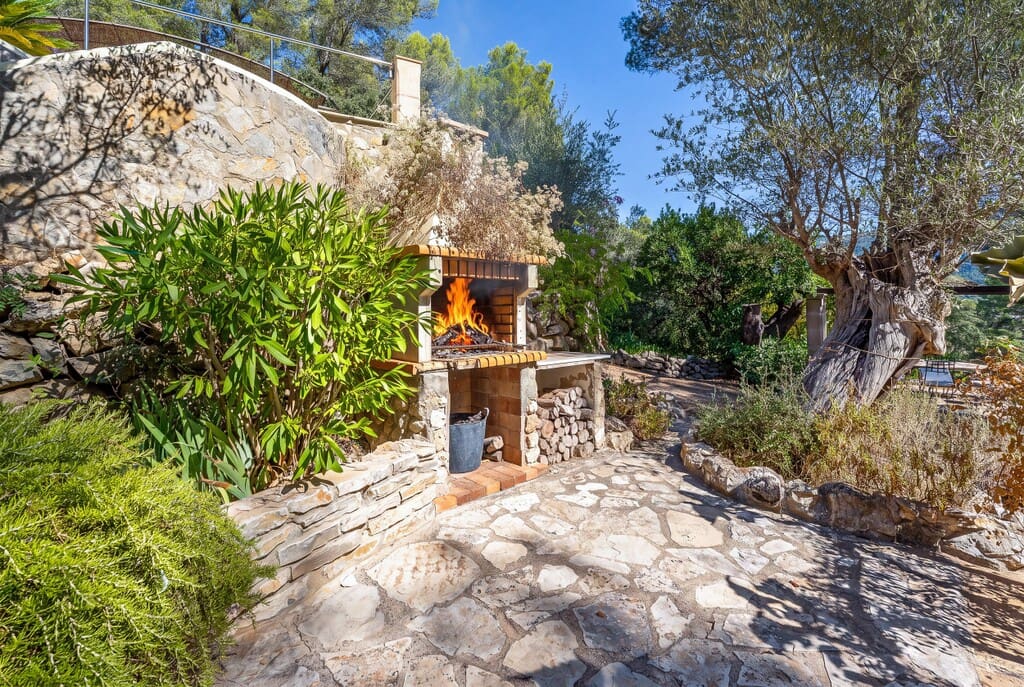 4 slaapkamer Finca/Landhuis te koop in Puigpunyent met zwembad garage - € 1.100.000 (Ref: 10094301)