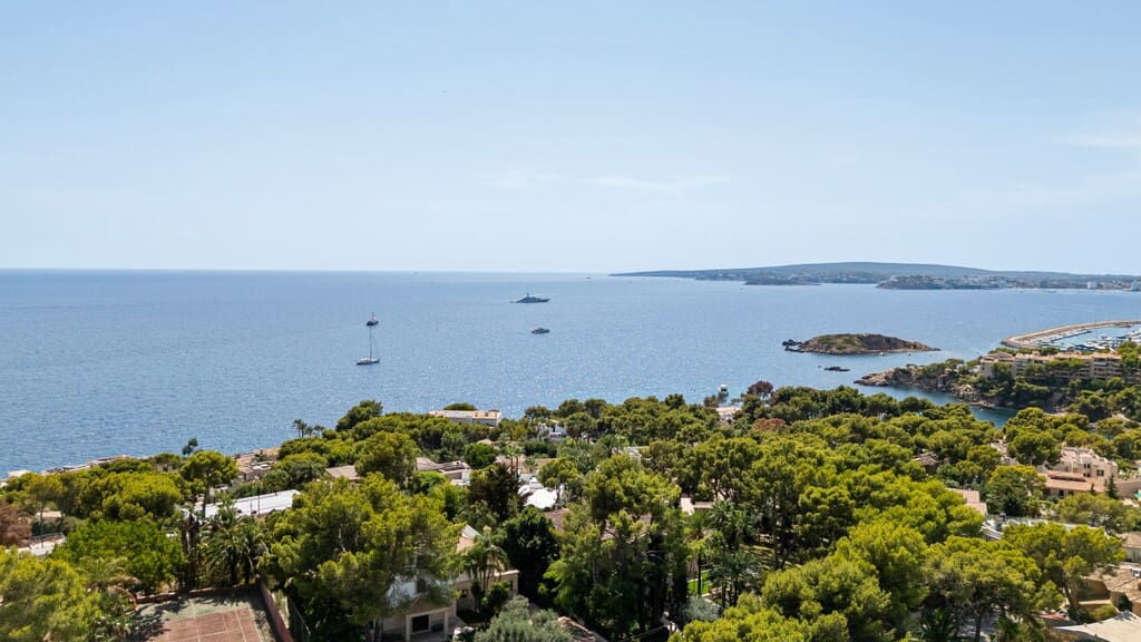 7 soverom Villa til salgs i Bendinat med svømmebasseng garasje - € 3 850 000 (Ref: 10094302)