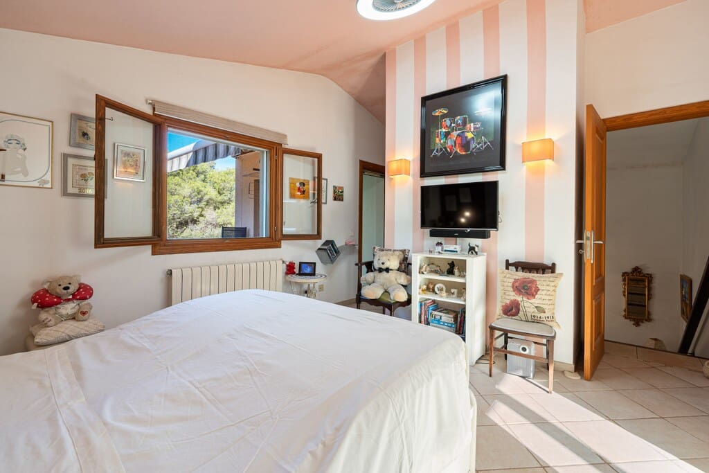 4 bedroom Finca/Country House for sale in Alcudia with pool garage - € 1,200,000 (Ref: 10101891)