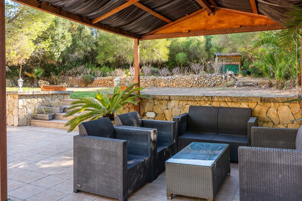 4 bedroom Finca/Country House for sale in Alcudia with pool garage - € 1,200,000 (Ref: 10101891)