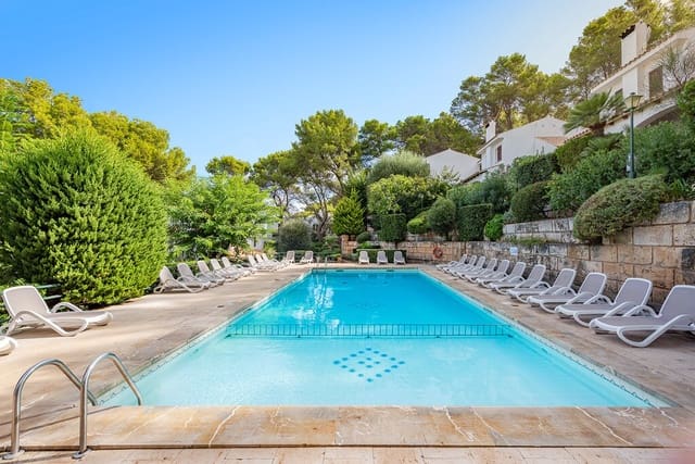 Chalet de 2 habitaciones en Cala San Vicente / Cala Sant Vicenç, Pollensa / Pollença en venta con piscina - 775.000 € (Ref: 10118925)