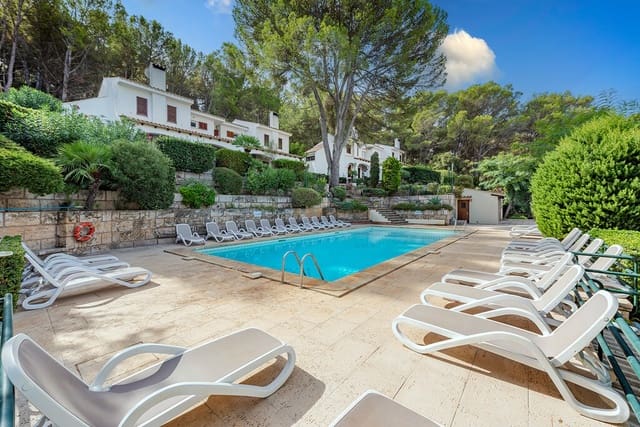 Chalet de 2 habitaciones en Cala San Vicente / Cala Sant Vicenç, Pollensa / Pollença en venta con piscina - 775.000 € (Ref: 10118925)
