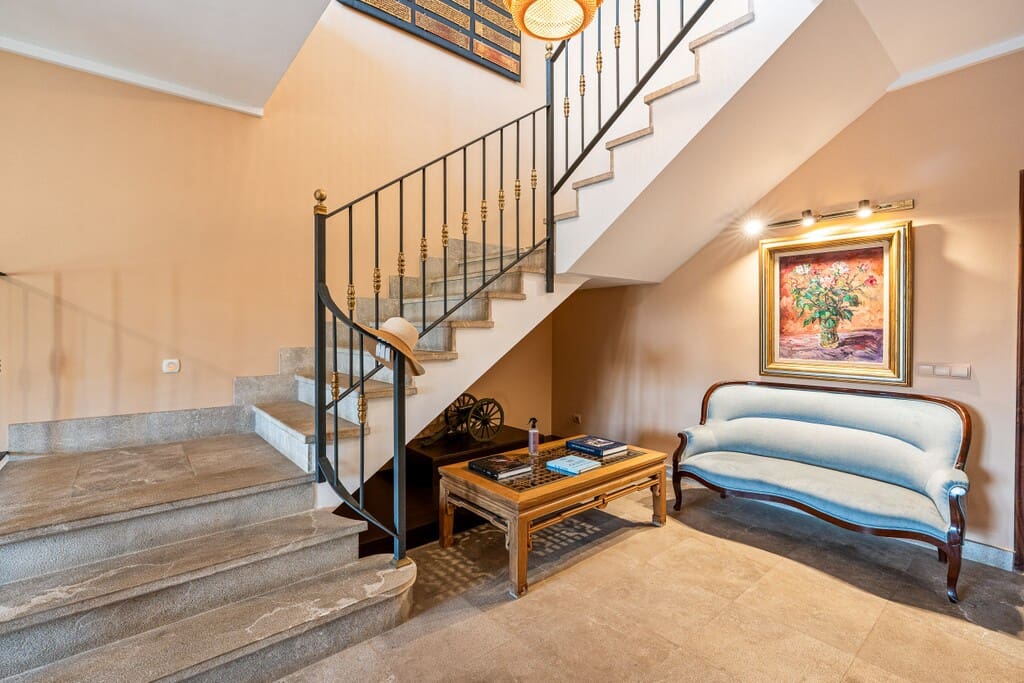 6 bedroom Finca/Country House for sale in Alaro with pool garage - € 7,950,000 (Ref: 10131321)