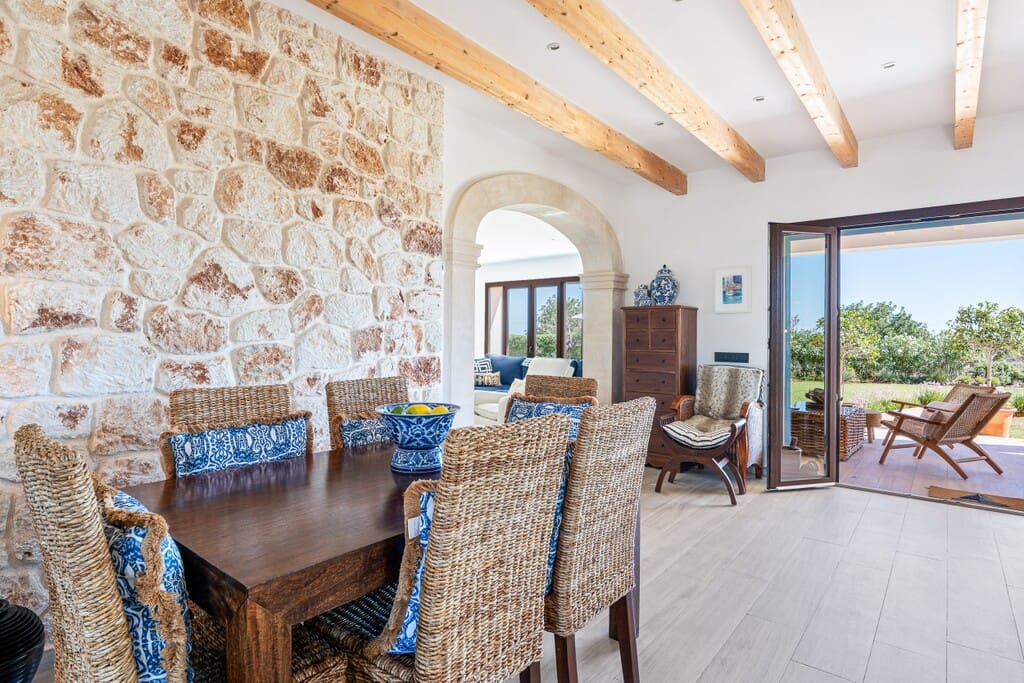 6 chambre Finca/Maison de Campagne à vendre à Portocolom avec piscine - 4 400 000 € (Ref: 10131322)