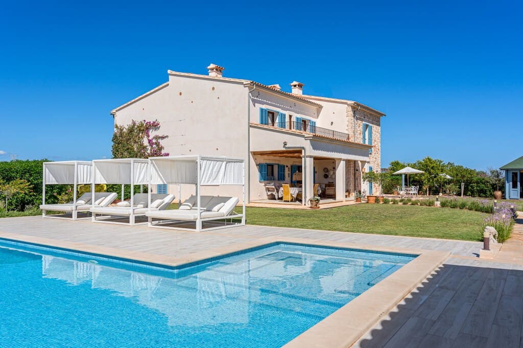 6 chambre Finca/Maison de Campagne à vendre à Portocolom avec piscine - 4 400 000 € (Ref: 10131322)