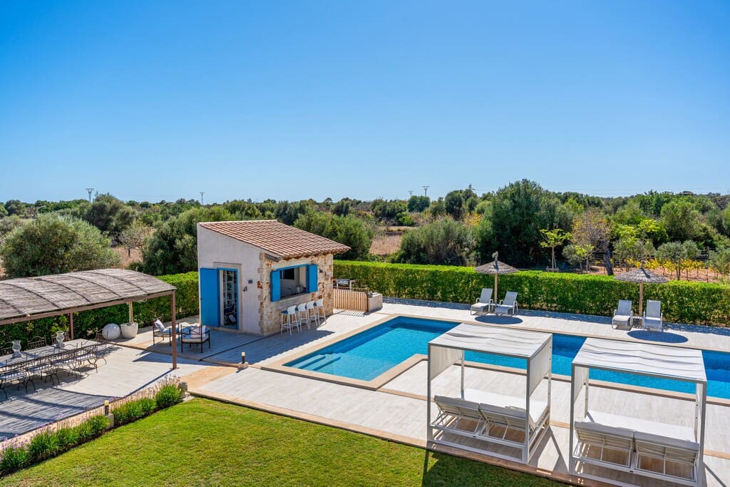 6 chambre Finca/Maison de Campagne à vendre à Portocolom avec piscine - 4 400 000 € (Ref: 10131322)