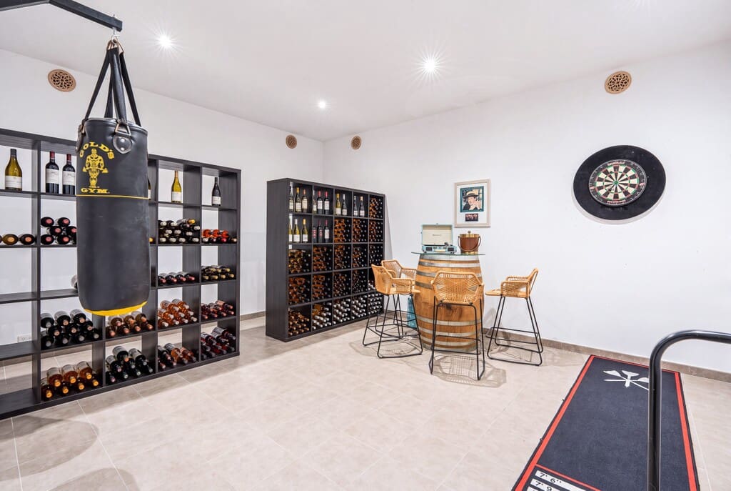 6 chambre Finca/Maison de Campagne à vendre à Portocolom avec piscine - 4 400 000 € (Ref: 10131322)
