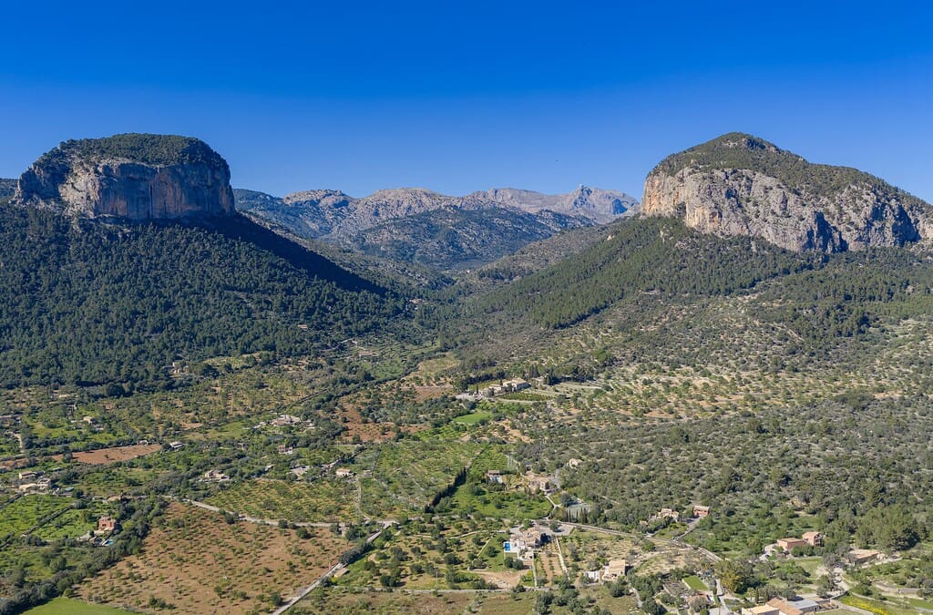 4 quarto Quinta/Casa Rural para venda em Alaro com garagem - 1 990 000 € (Ref: 10131323)