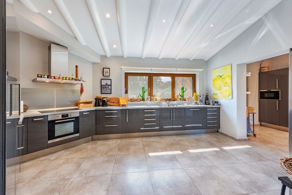 4 soverom Finca/Herregård til salgs i Moscari med svømmebasseng garasje - € 3 900 000 (Ref: 10141801)