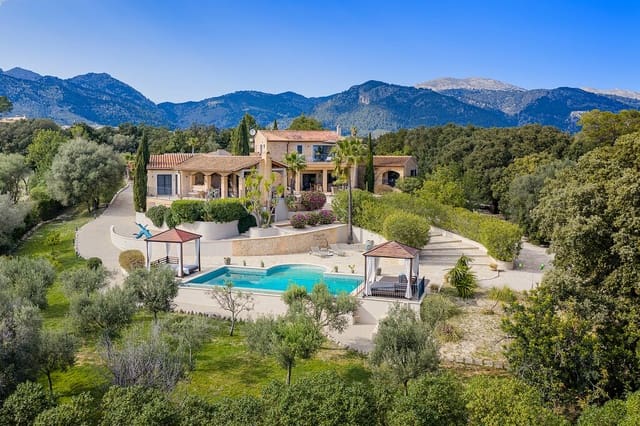 4 soverom Finca/Herregård til salgs i Moscari, Selva med svømmebasseng garasje - € 3 900 000 (Ref: 10141801)