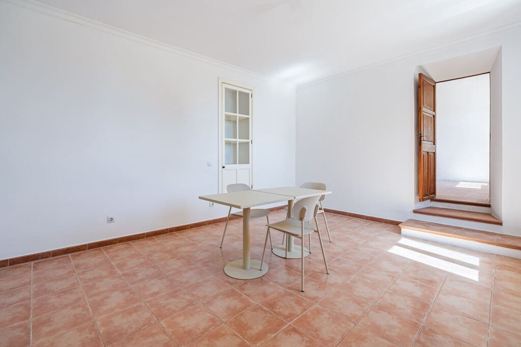 6 sypialnia Dom na sprzedaż w Campanet z basenem garażem - 1 520 000 € (Ref: 10146373)