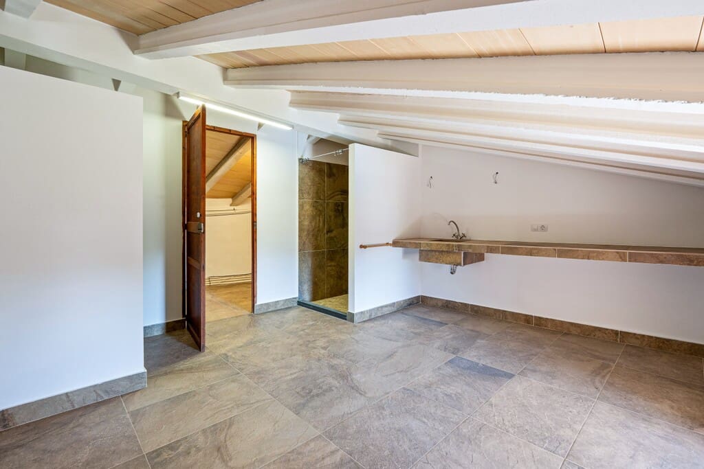 6 sypialnia Dom na sprzedaż w Campanet z basenem garażem - 1 520 000 € (Ref: 10146373)