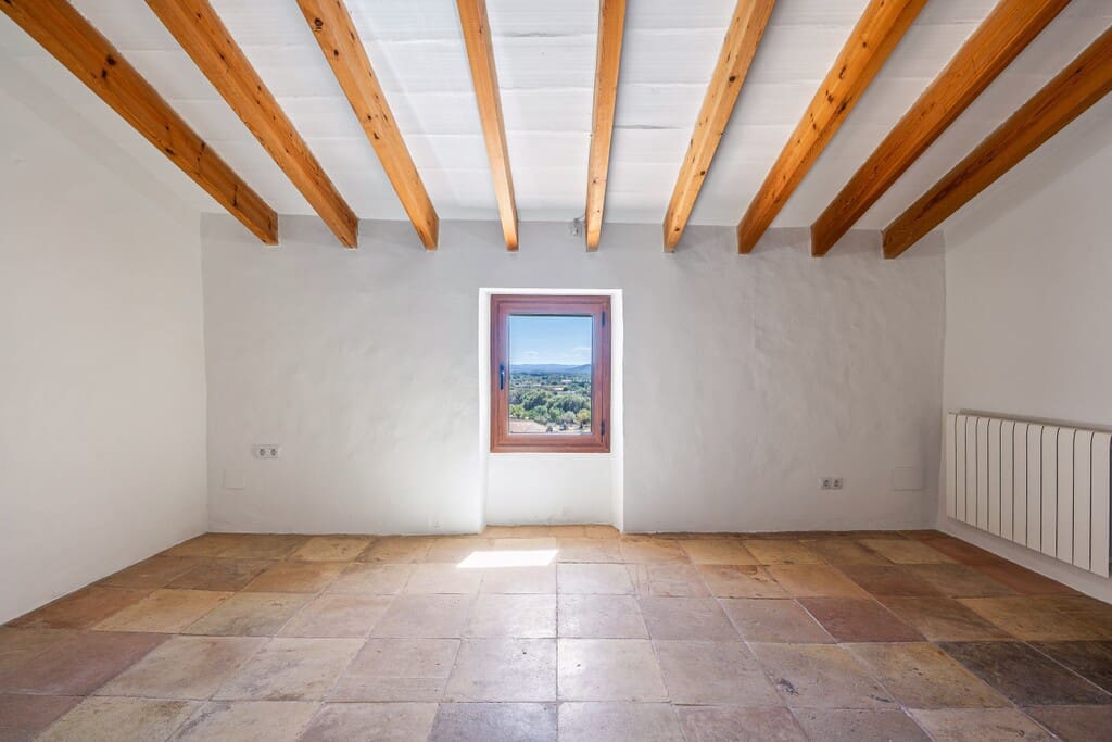 6 sypialnia Dom na sprzedaż w Campanet z basenem garażem - 1 520 000 € (Ref: 10146373)