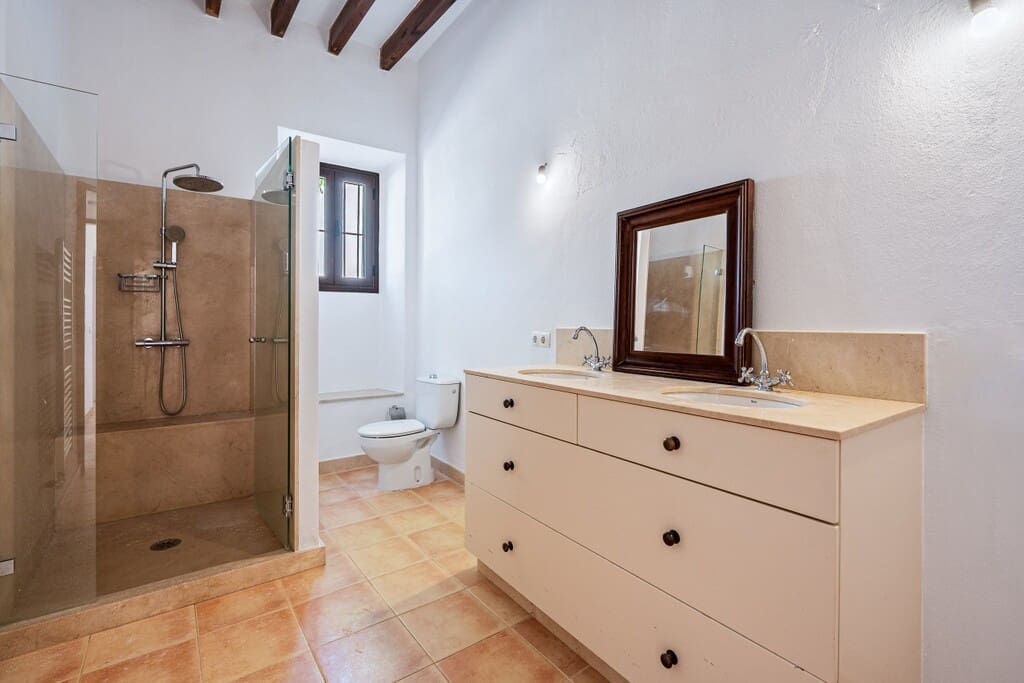 6 sypialnia Dom na sprzedaż w Campanet z basenem garażem - 1 520 000 € (Ref: 10146373)