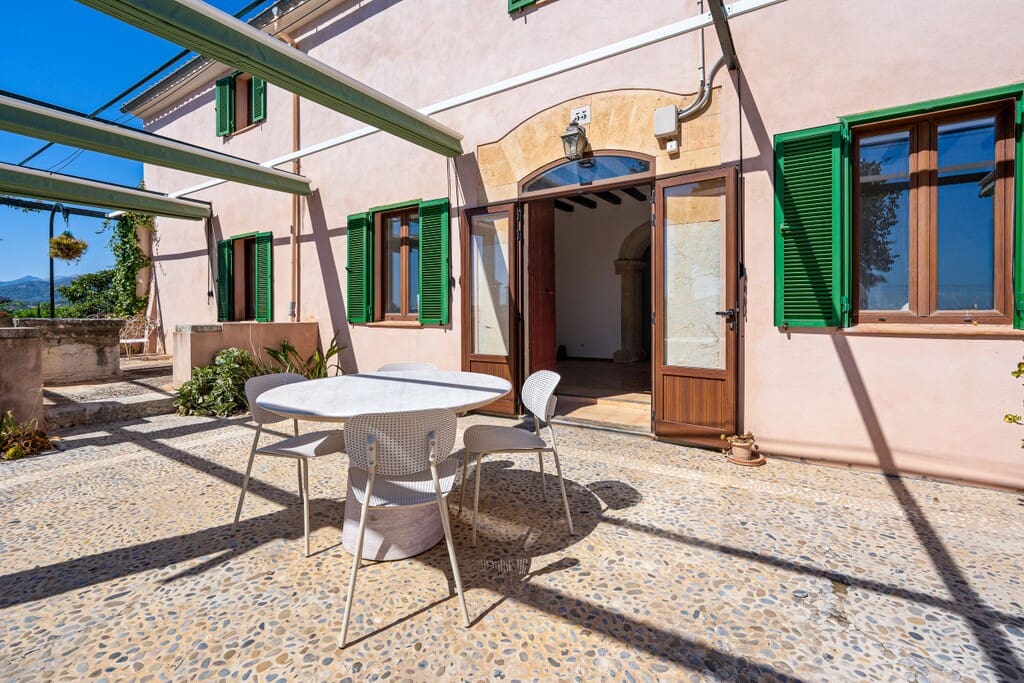 6 sypialnia Dom na sprzedaż w Campanet z basenem garażem - 1 520 000 € (Ref: 10146373)