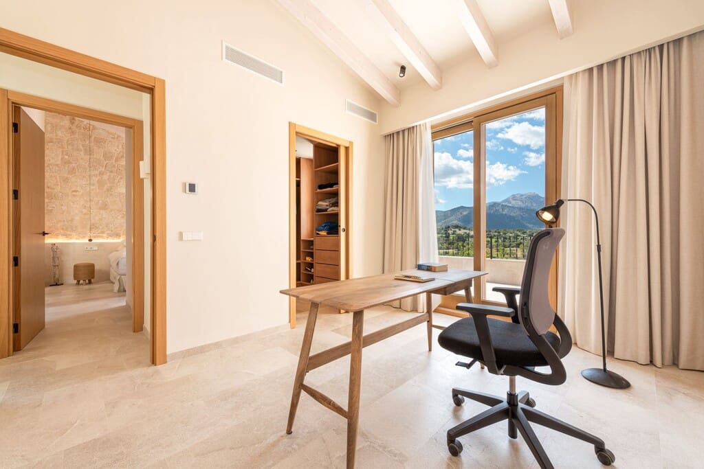 4 sypialnia Dom na sprzedaż w Campanet z basenem garażem - 1 790 000 € (Ref: 10146375)