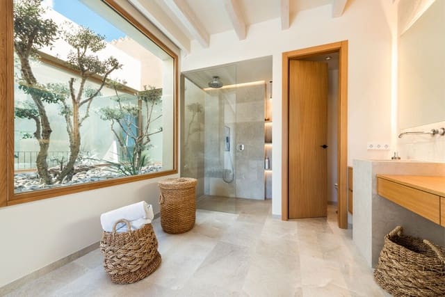 4 sypialnia Dom na sprzedaż w Campanet z basenem garażem - 1 790 000 € (Ref: 10146375)