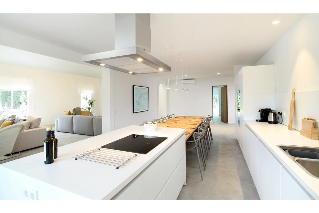 Chalet de 6 habitaciones en Pollensa / Pollença en venta con piscina garaje - 4.250.000 € (Ref: 10154843)