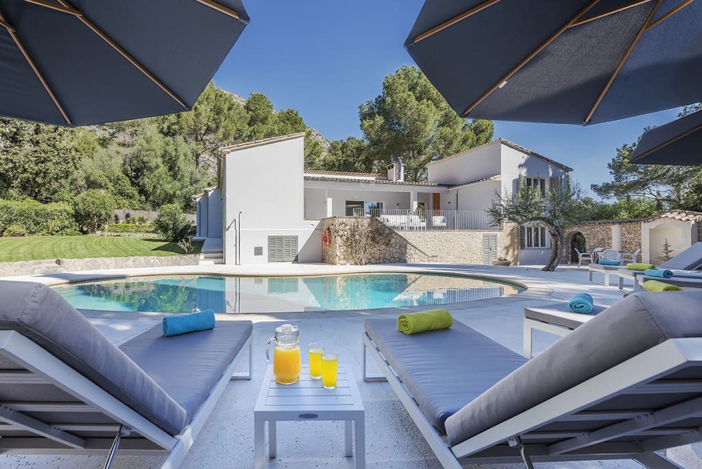 Chalet de 6 habitaciones en Pollensa / Pollença en venta con piscina garaje - 4.250.000 € (Ref: 10154843)