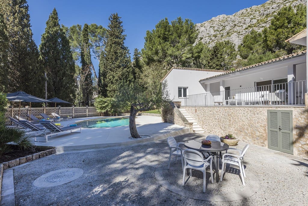 Chalet de 6 habitaciones en Pollensa / Pollença en venta con piscina garaje - 4.250.000 € (Ref: 10154843)