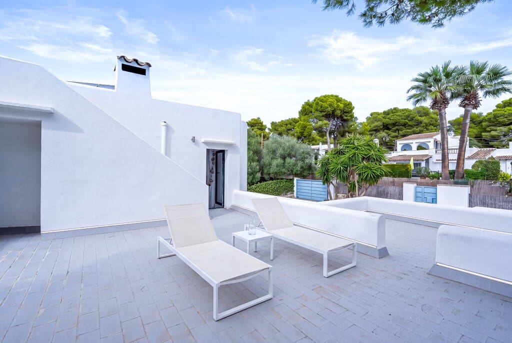 5 bedroom Villa for sale in Cala d'Or with pool garage - € 3,200,000 (Ref: 10168308)