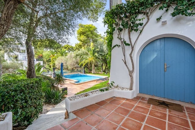 5 sypialnia Willa na sprzedaż w Cala d'Or, Santanyí z basenem garażem - 3 200 000 € (Ref: 10168308)
