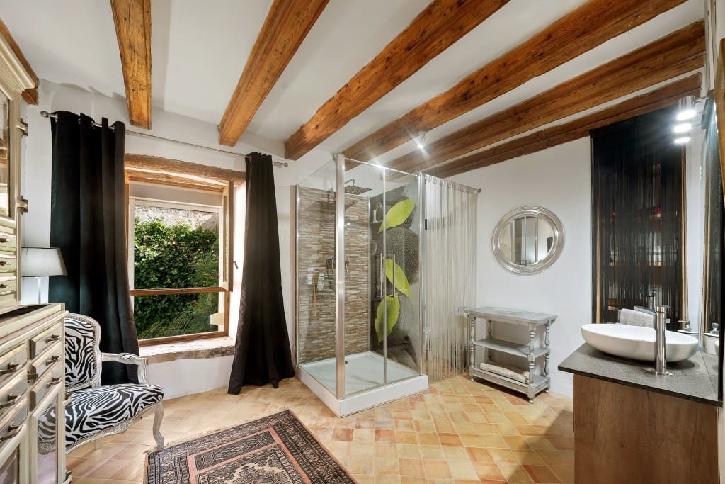 4 soveværelse Byhus til salg i Caimari med swimmingpool garage - € 995.000 (Ref: 5219839)