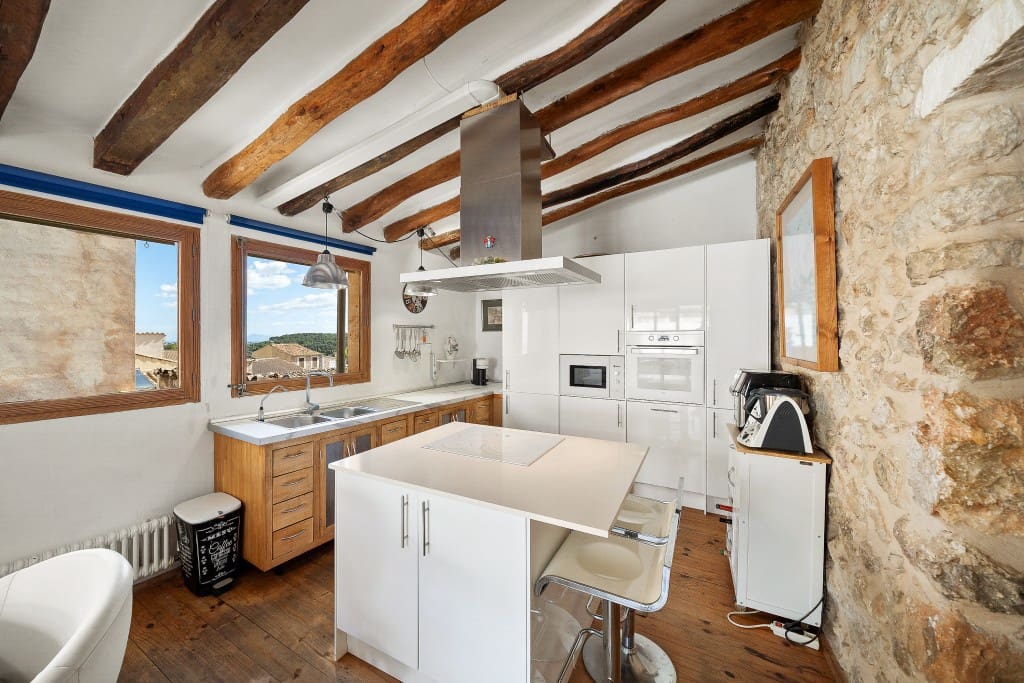 4 soveværelse Byhus til salg i Caimari med swimmingpool garage - € 995.000 (Ref: 5219839)