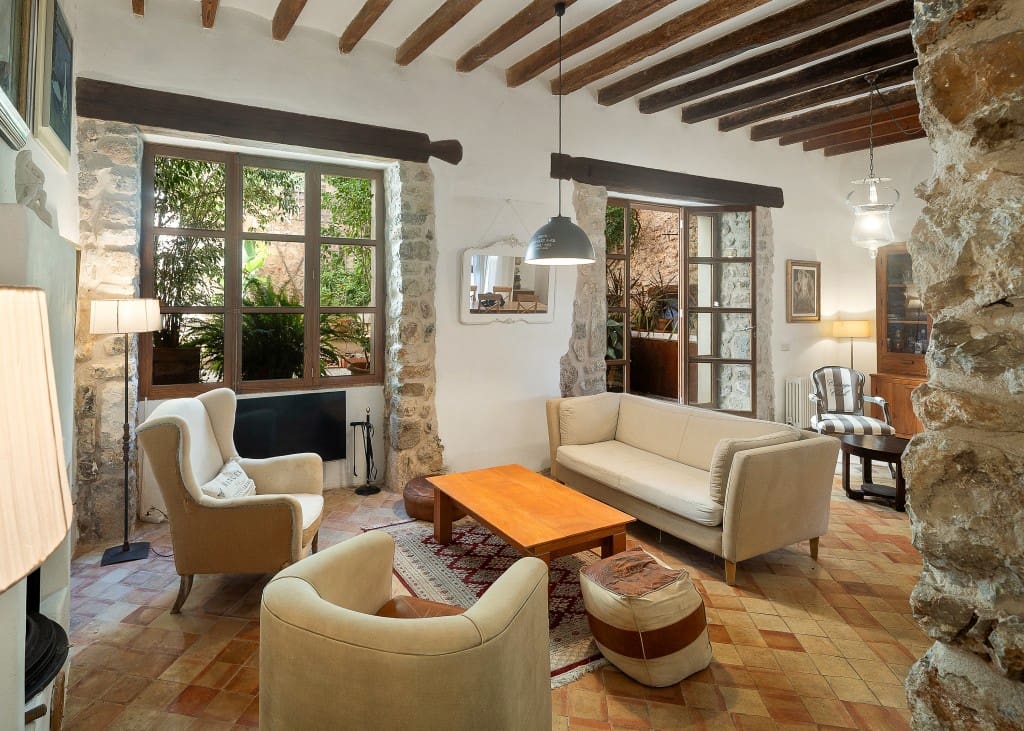 4 soveværelse Byhus til salg i Caimari med swimmingpool garage - € 995.000 (Ref: 5219839)