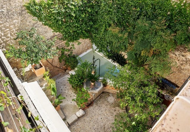 4 soveværelse Byhus til salg i Caimari, Selva med swimmingpool garage - € 995.000 (Ref: 5219839)