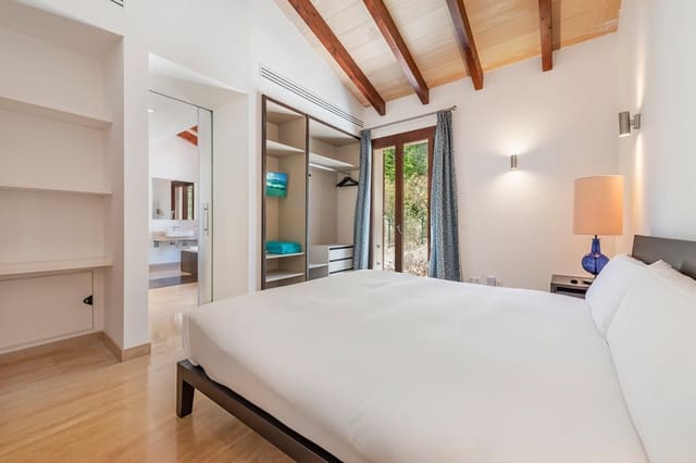 4 soveværelse Villa til salg i Canyamel, Capdepera med swimmingpool - € 2.800.000 (Ref: 5219845)