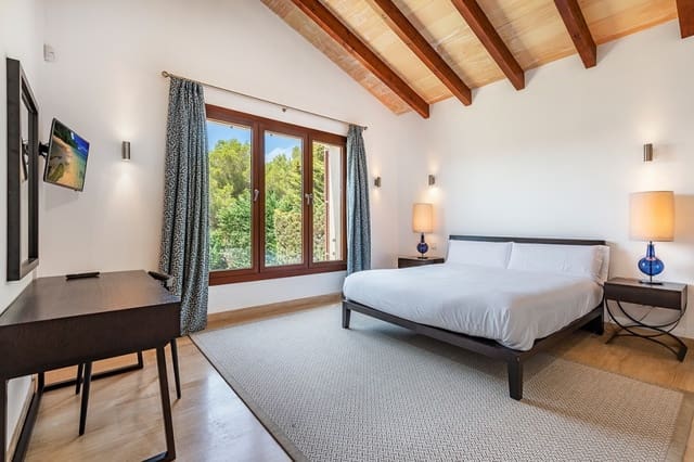 4 soveværelse Villa til salg i Canyamel, Capdepera med swimmingpool - € 2.800.000 (Ref: 5219845)