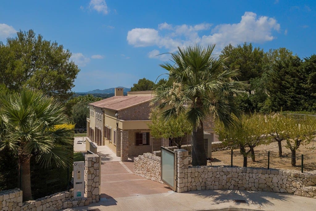 4 soveværelse Villa til salg i Canyamel med swimmingpool - € 2.800.000 (Ref: 5219845)