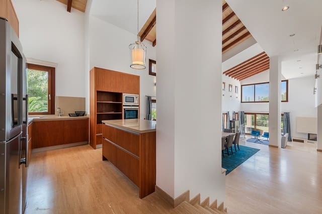 4 soveværelse Villa til salg i Canyamel, Capdepera med swimmingpool - € 2.800.000 (Ref: 5219845)