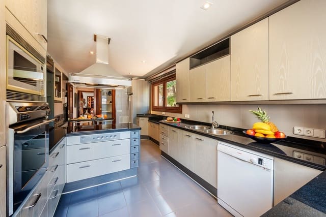 Chalet de 5 habitaciones en Port de Pollença, Pollensa / Pollença en venta con piscina garaje - 3.500.000 € (Ref: 5219859)