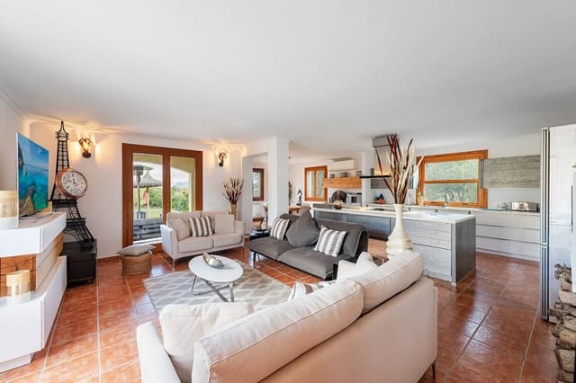 5 sovrum Finca/Hus på landet till salu i Alcúdia med pool - 2 690 000 € (Ref: 5219876)