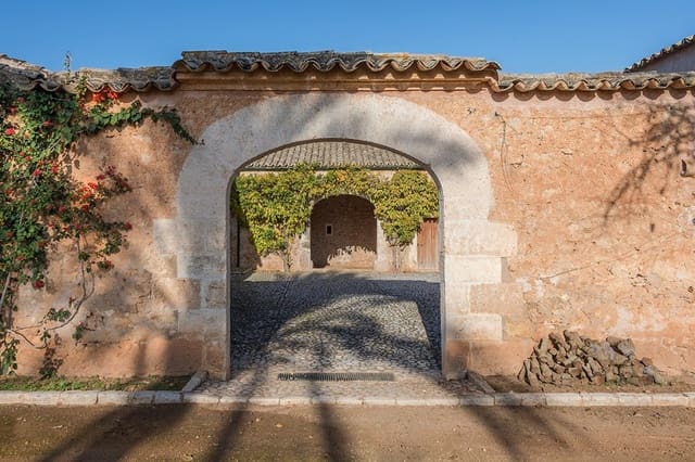 8 soverom Finca/Herregård til salgs i Llubí - € 2 950 000 (Ref: 5220003)