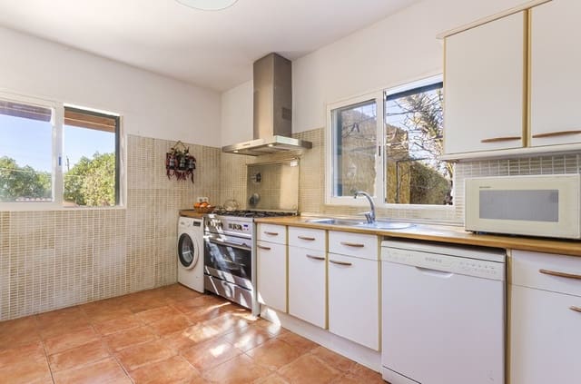 4 soverom Finca/Herregård til salgs i Llucmajor med svømmebasseng - € 945 000 (Ref: 5220038)