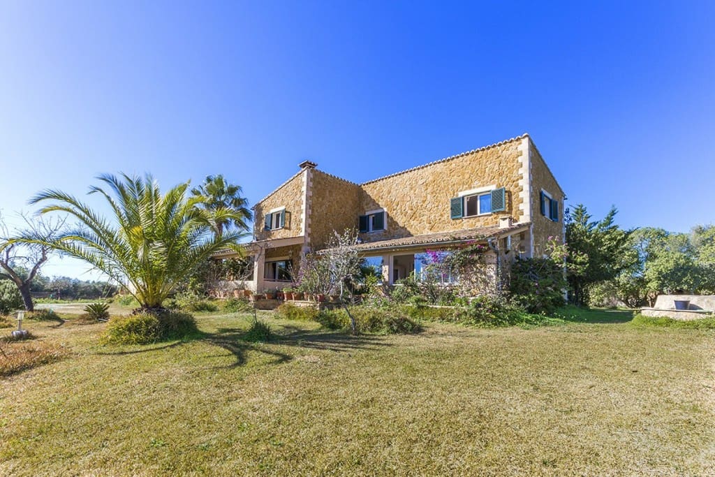 4 slaapkamer Finca/Landhuis te koop in Llucmajor met zwembad - € 945.000 (Ref: 5220038)