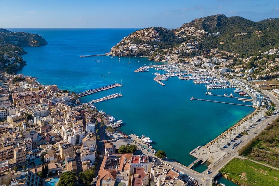 6 bedroom Villa for sale in Puerto de Andratx with pool - € 4,500,000 (Ref: 5220274)