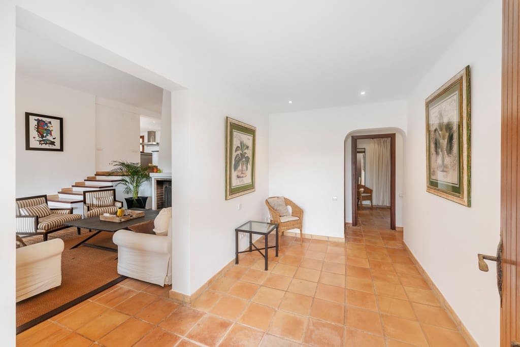 6 bedroom Villa for sale in Puerto de Andratx with pool - € 4,500,000 (Ref: 5220274)